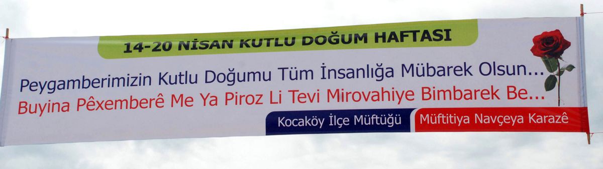 Türkçe, Kürtçe ve Zazaca Kutlu Doğum Afişi