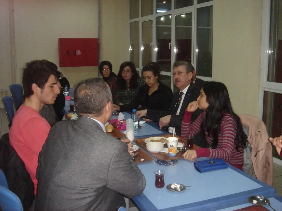 Vali Savur'dan Bü Öğrencilerine Ziyaret