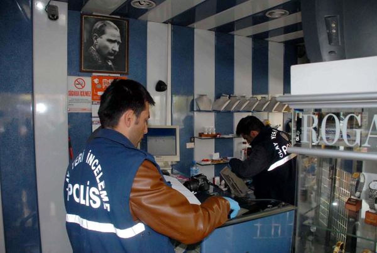 Pirinçle Kuyumcuyu Soydular