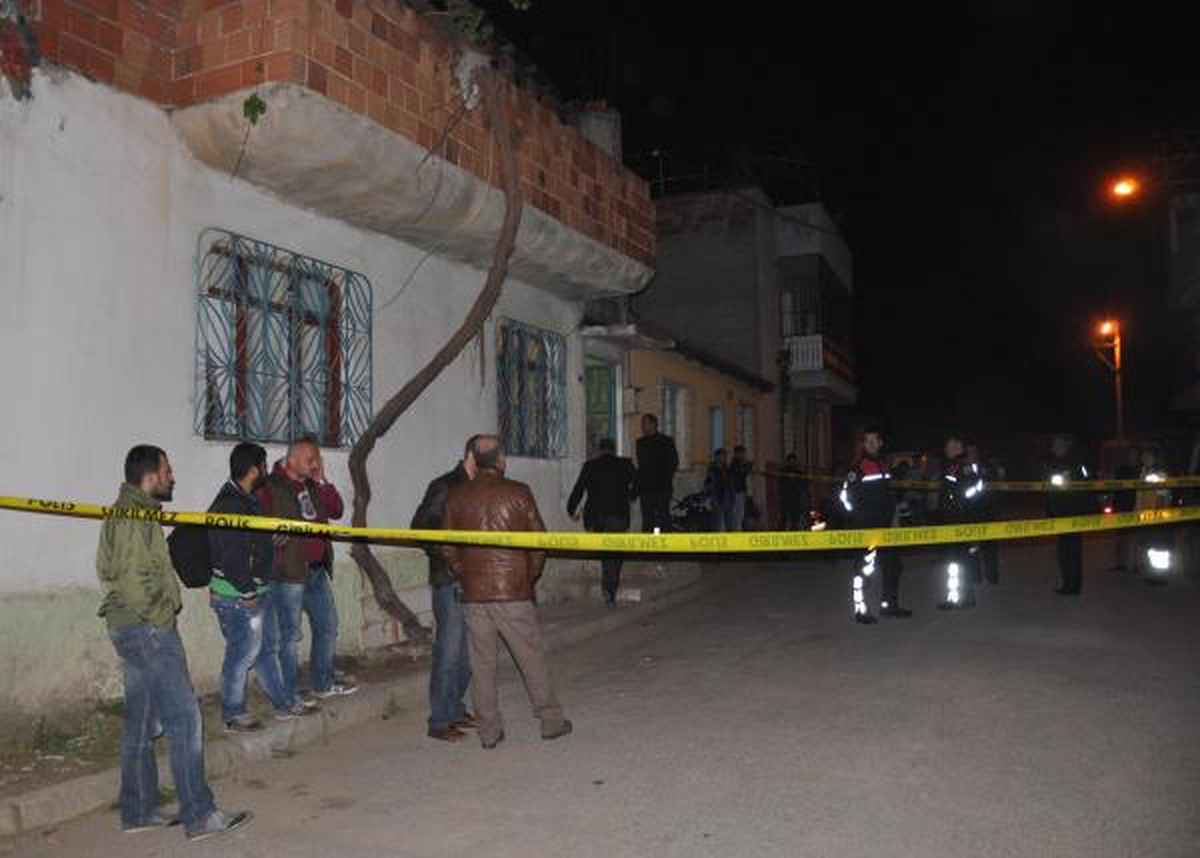 14 Yaşındaki Kız Eşarpla İntihar Etti
