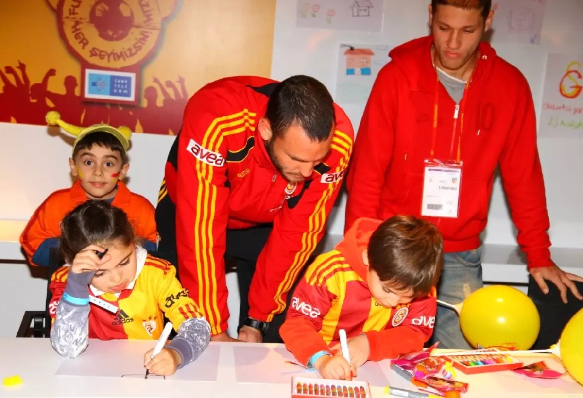 23 Nisan Şenlikleri Türk Telekom Arena\'da Başlıyor