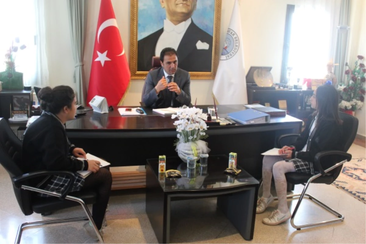 Başkan Mustafa Saruhan Öğrencilerin Sorularını Yanıtladı
