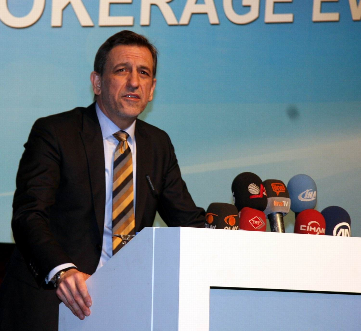Burkay Seçim Startını Çarşıdan Verdi
