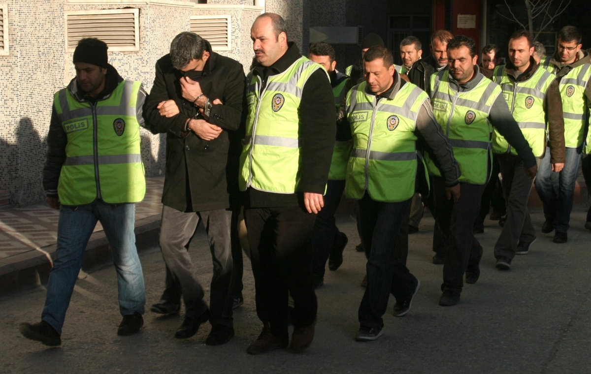 Dolandırıcılık Çetesine İkinci Dalga: 7 Gözaltı