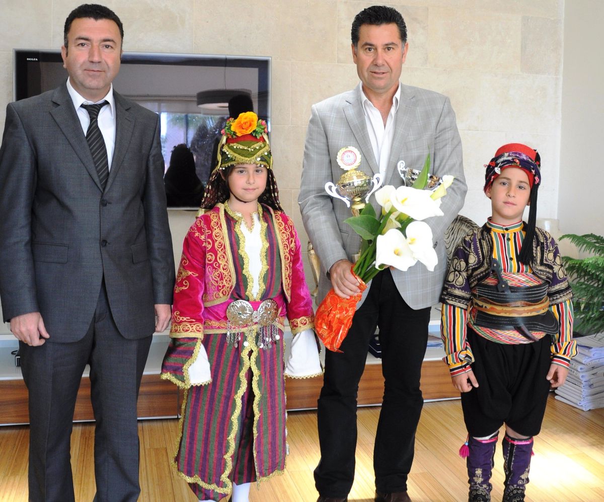 Folklorda İl Birincisi Olan Öğrenciler Kocadon\'u Ziyaret Etti
