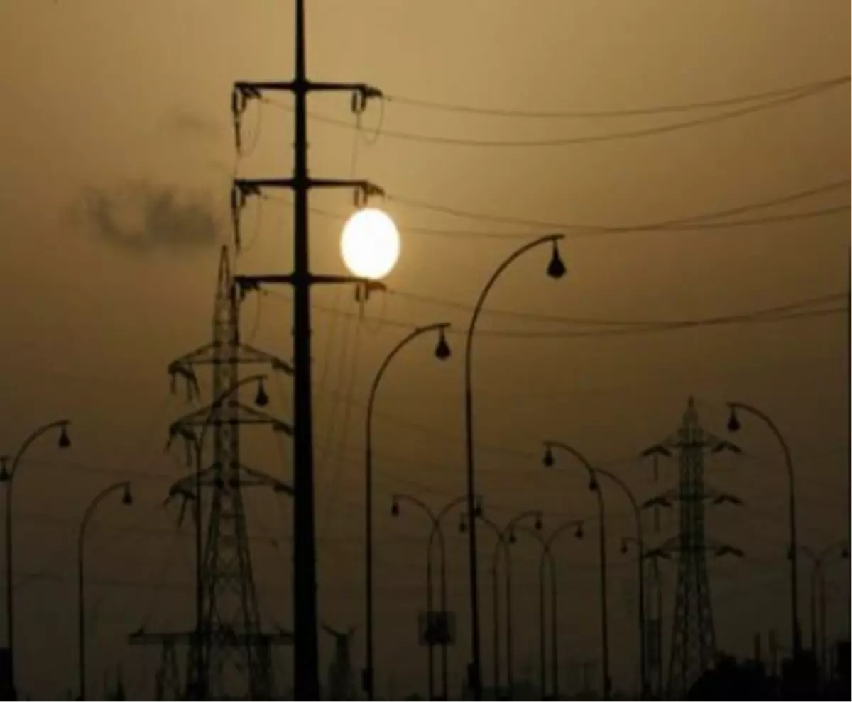 Güneysu\'da Elektrik Kesintisi