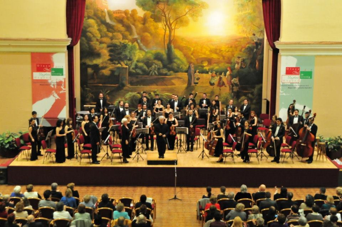 Hacettepe Senfoni Orkestrası Avrupa\'da Tam Not Aldı