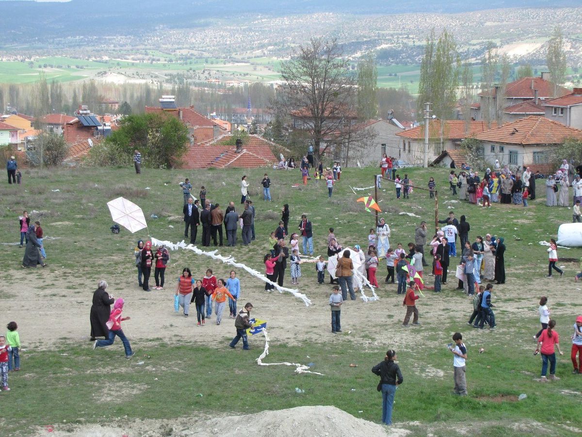 Hisarcık\'ta Uçurtma Şenliği
