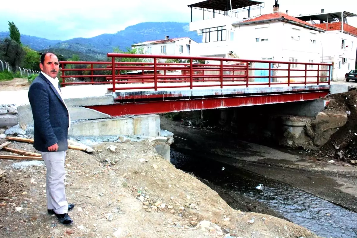 Kadıköy'ün Kanlıdere Köprüsü Yenilendi