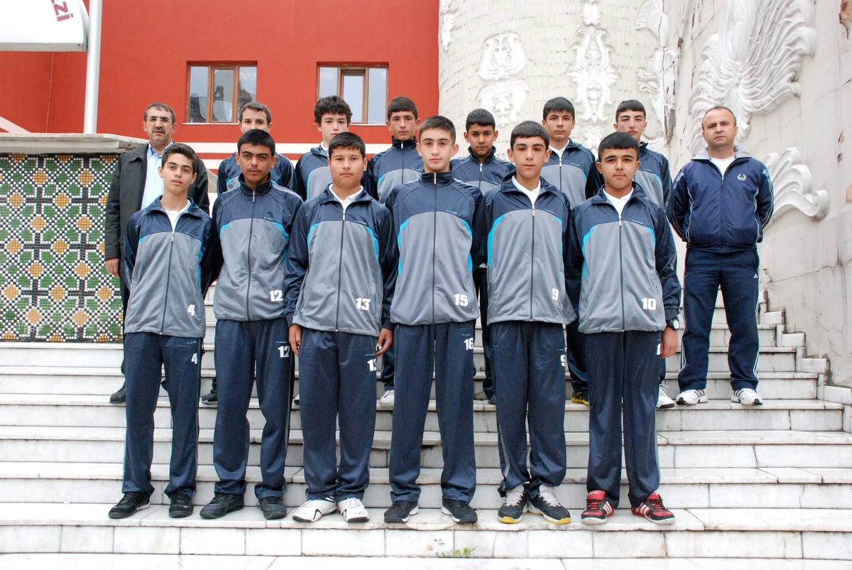 Melikgazi Belediyespor Voleybol Yaş Grubu Takımı Türkiye Yarı Finallerinde