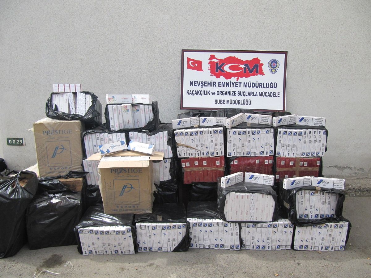Nevşehir\'de 22 Bin 500 Paket Gümrük Kaça Sigara Ele Geçirildi