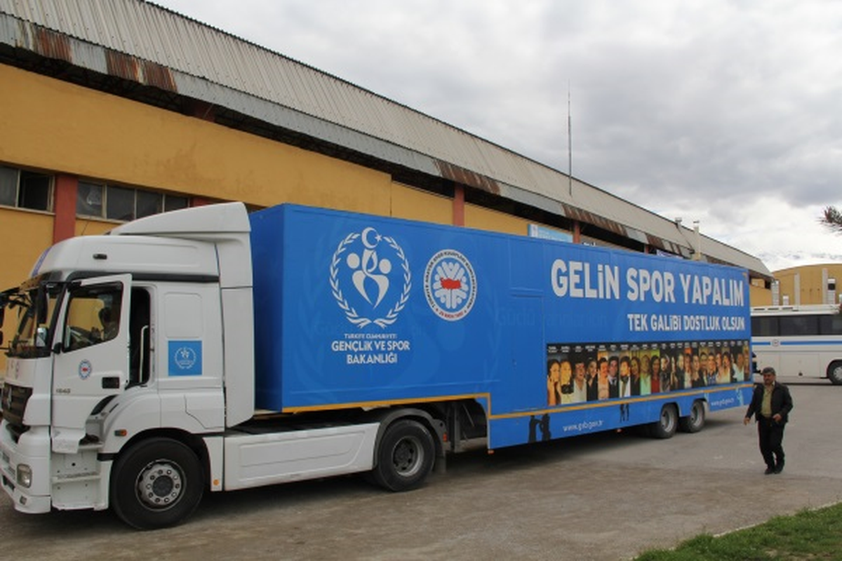 Spor Tırı Erzincan\'da