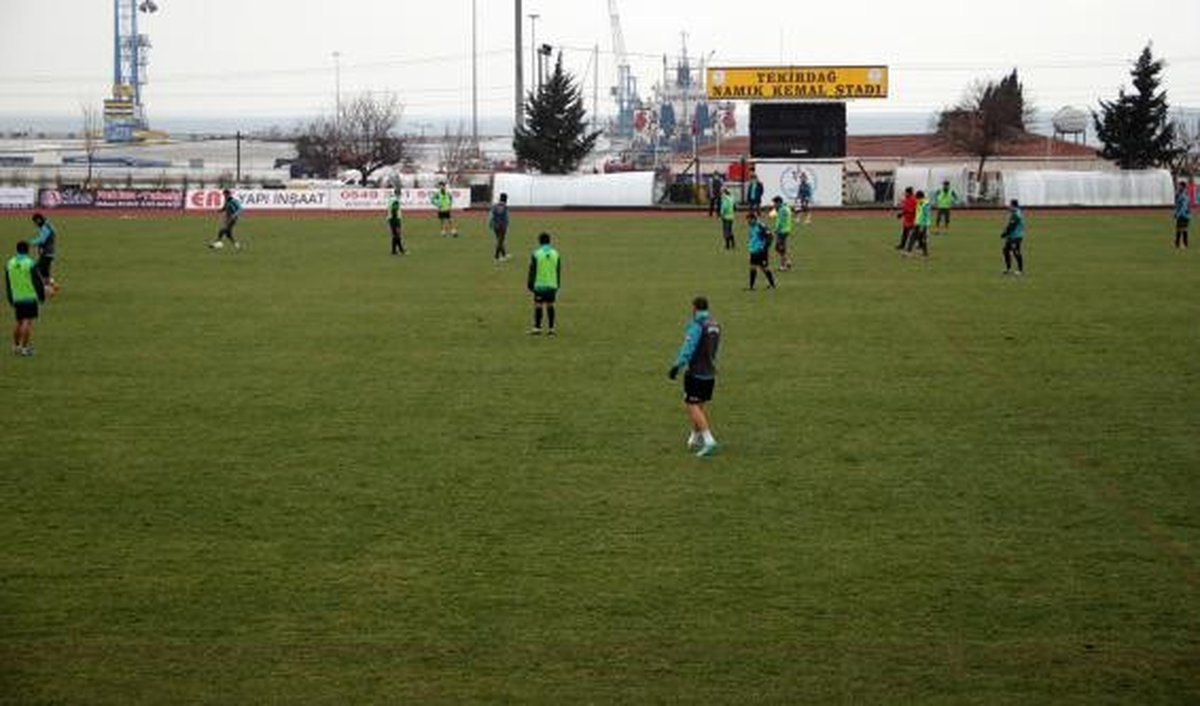 Tekirdağspor Bağcılarspor Hazırlıklarını Sürdürdü