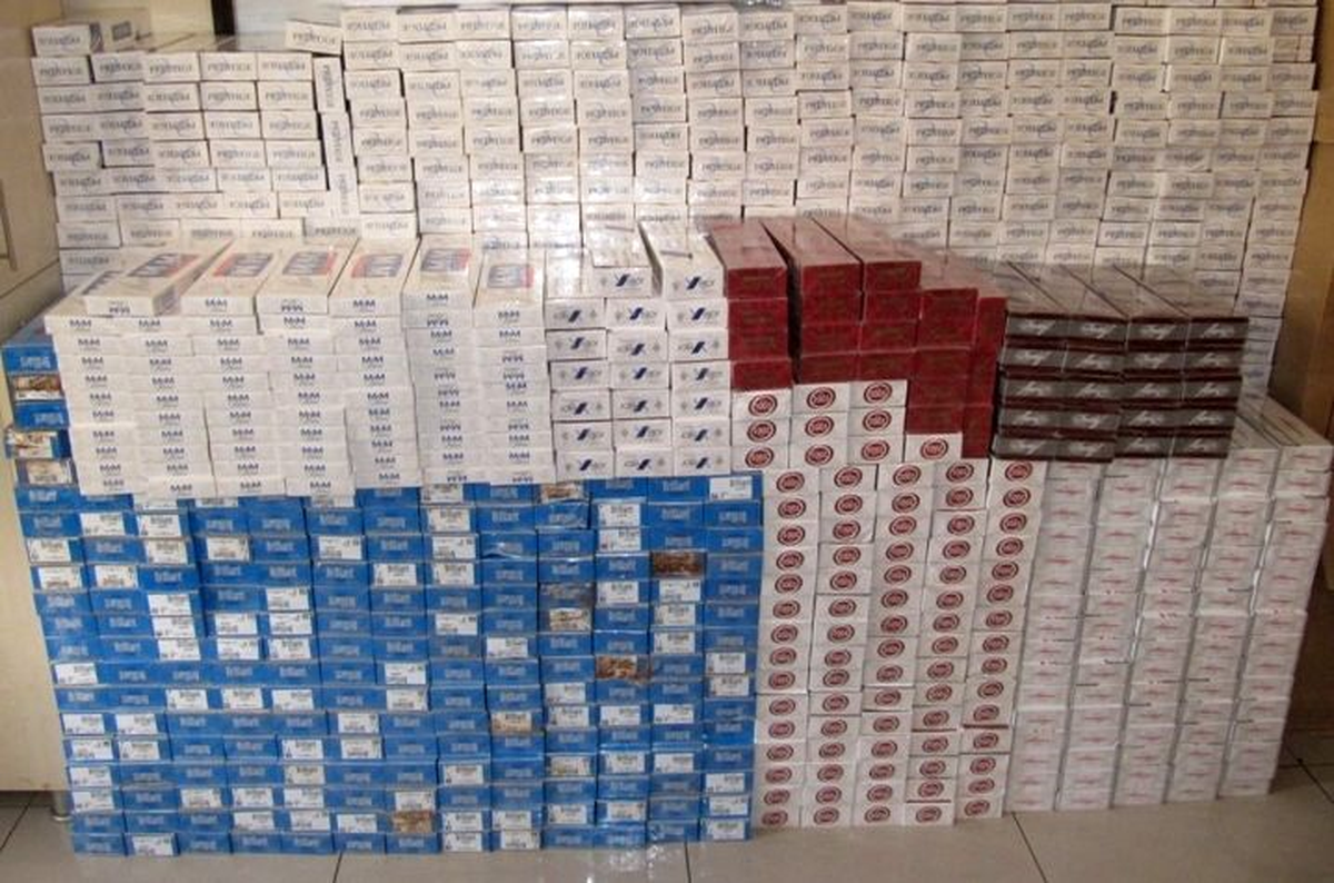 Trafik Kazası Kaçak Sigara Yakalattı