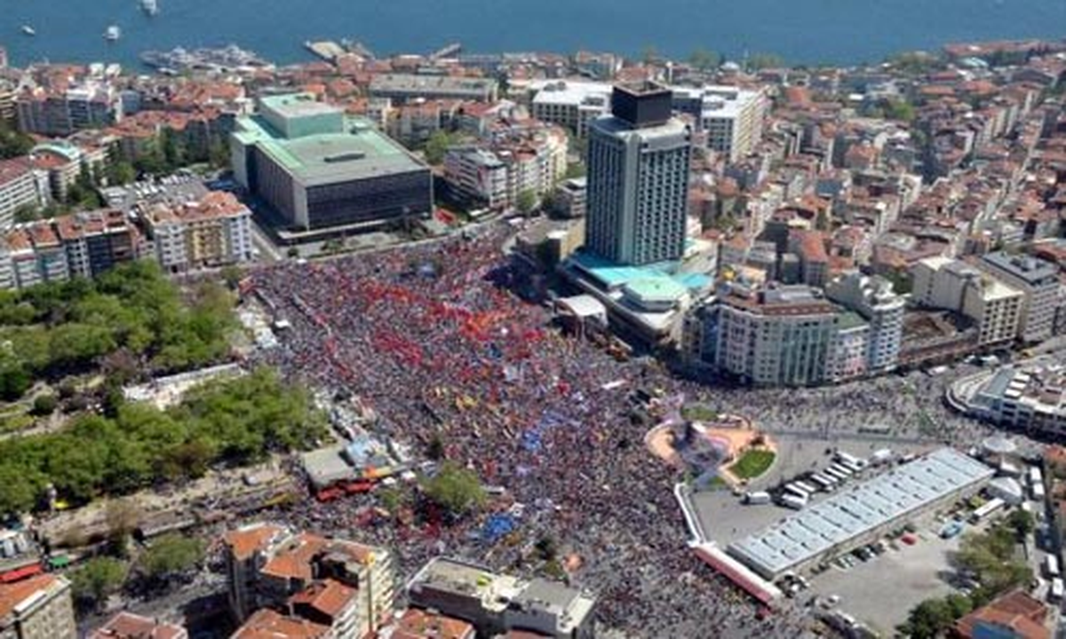 Türk-İş 1 Mayıs\'ta Taksim\'de Israrlı
