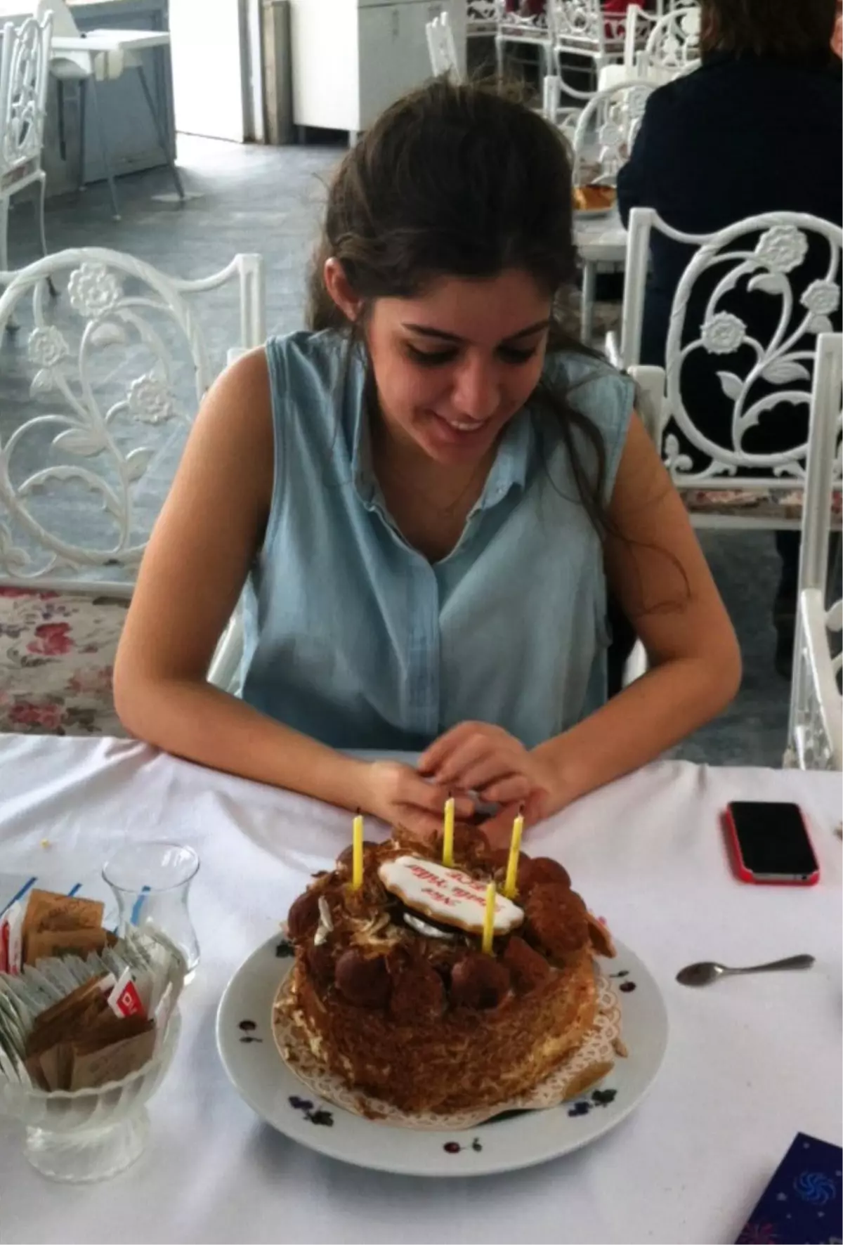 Türkiye\'nin İlk Tüp Bebeği 24 Yaşına Girdi