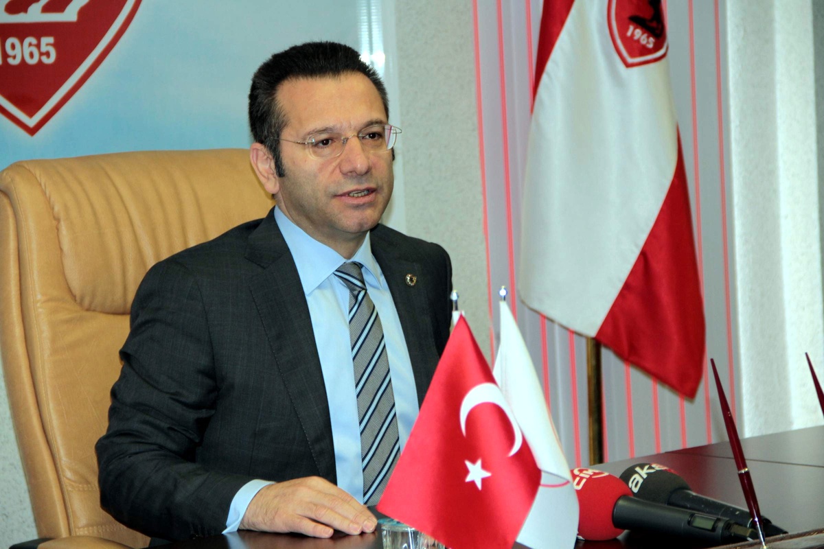 Vali Aksoy\'dan Samsunspor\'a Moral Ziyareti