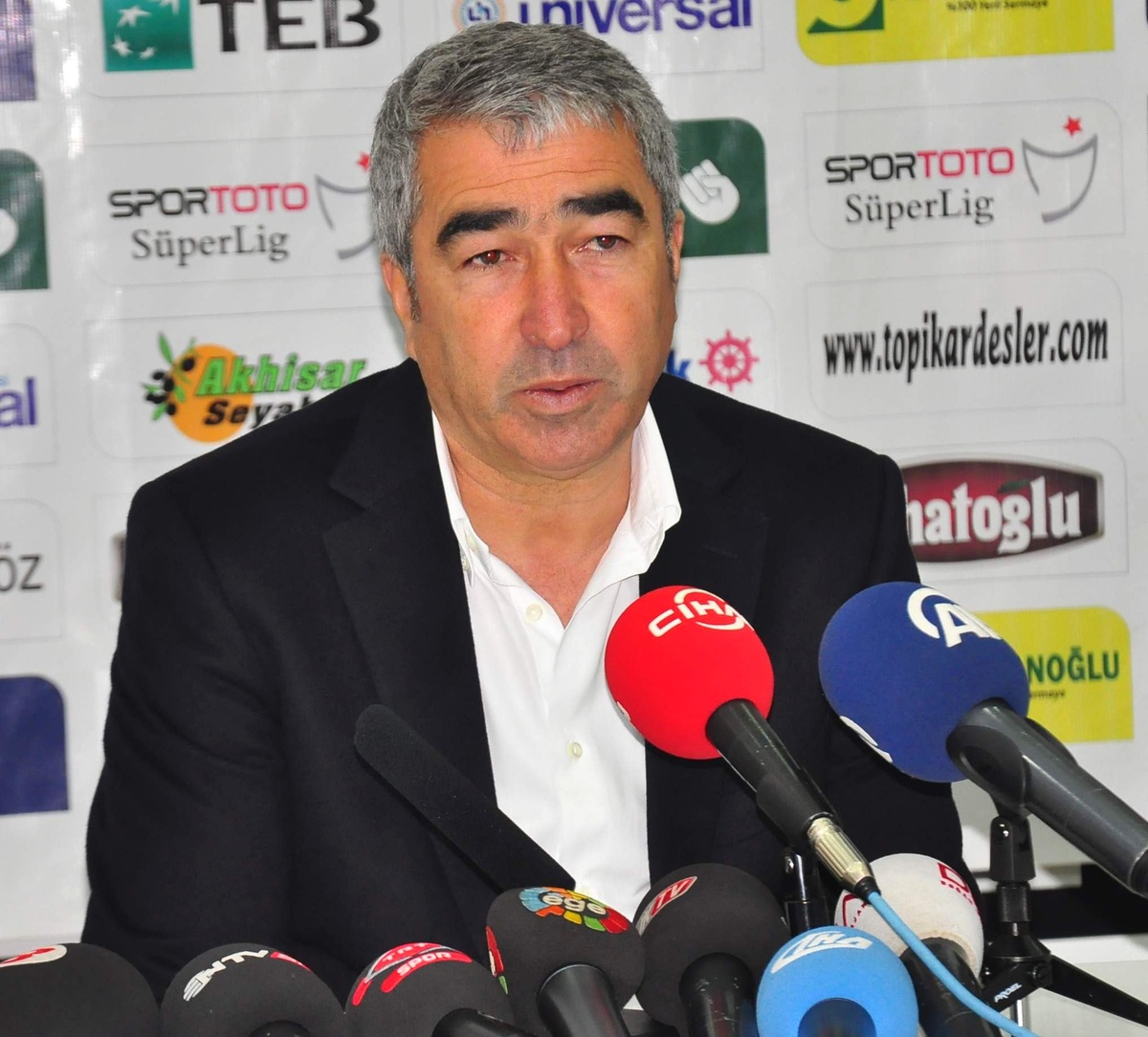 Akhisar Belediyespor Beşiktaş\'ı Farklı Geçti