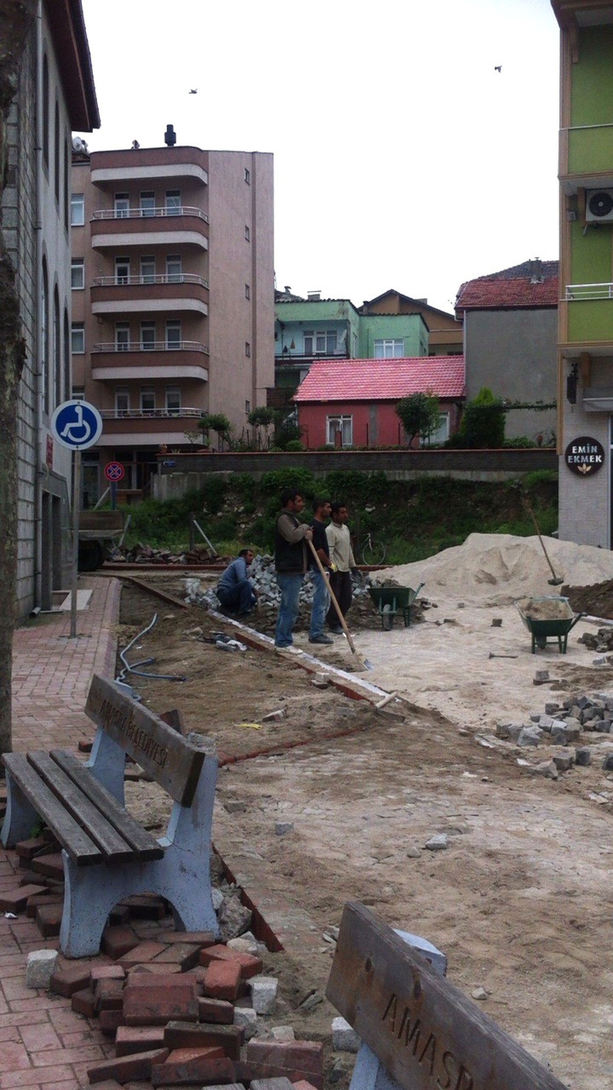 Amasra Caddeleri Yaza Hazırlanıyor