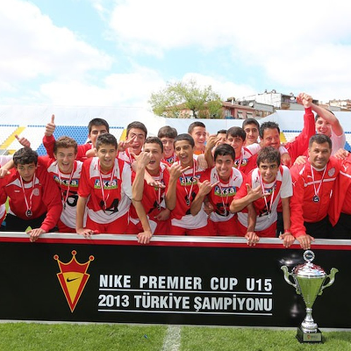 Antalyaspor U15\'te Şampiyonluğu Kucakladı