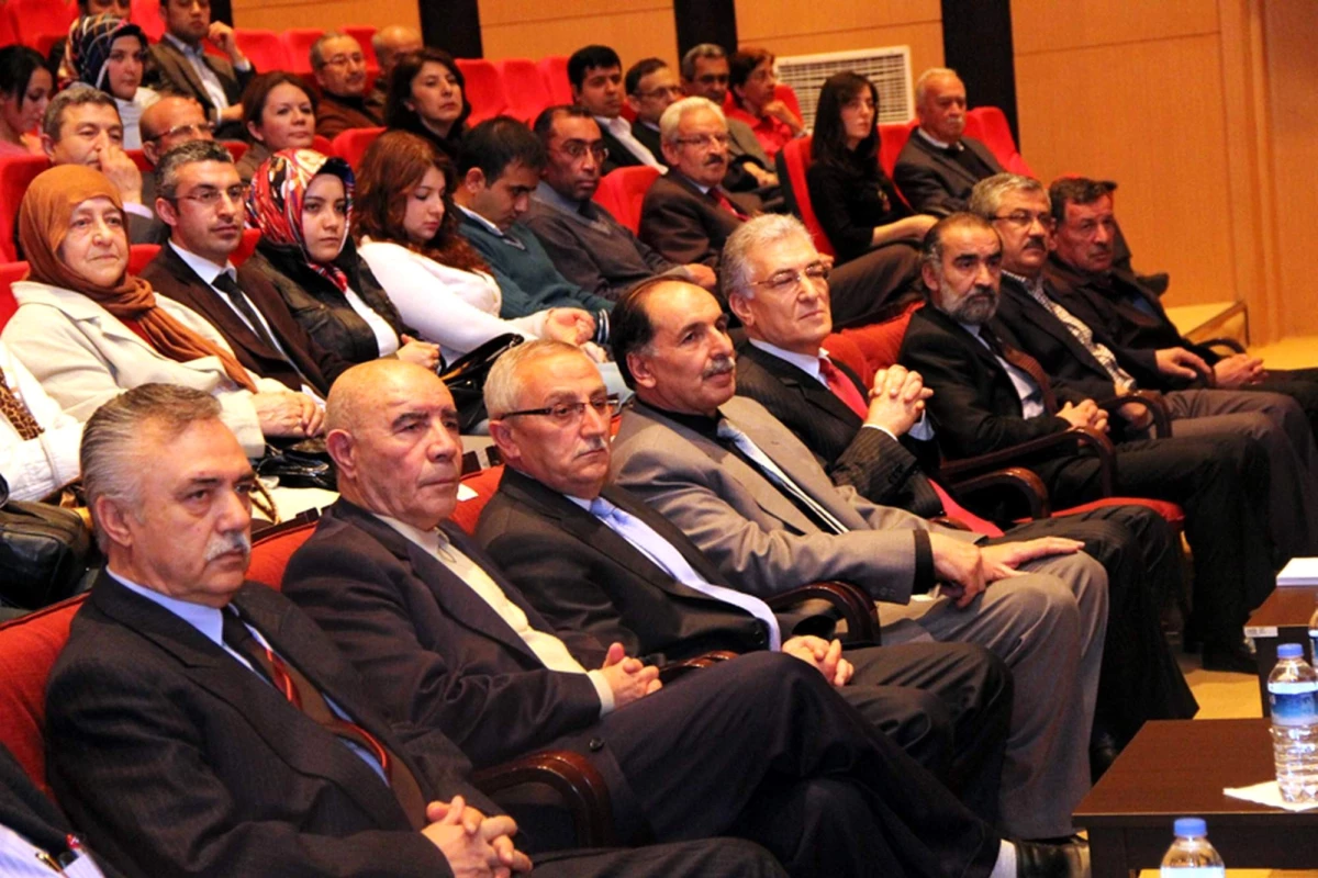 Cü\'de "Bilinmeyen Atatürk" Konulu Konferans Düzenlendi