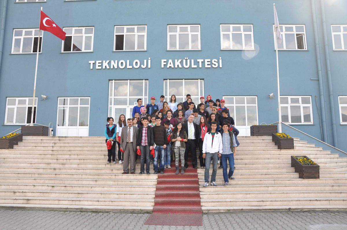 Demir Çelik Anadolu Lisesinden KBÜ\'ye Ziyaret