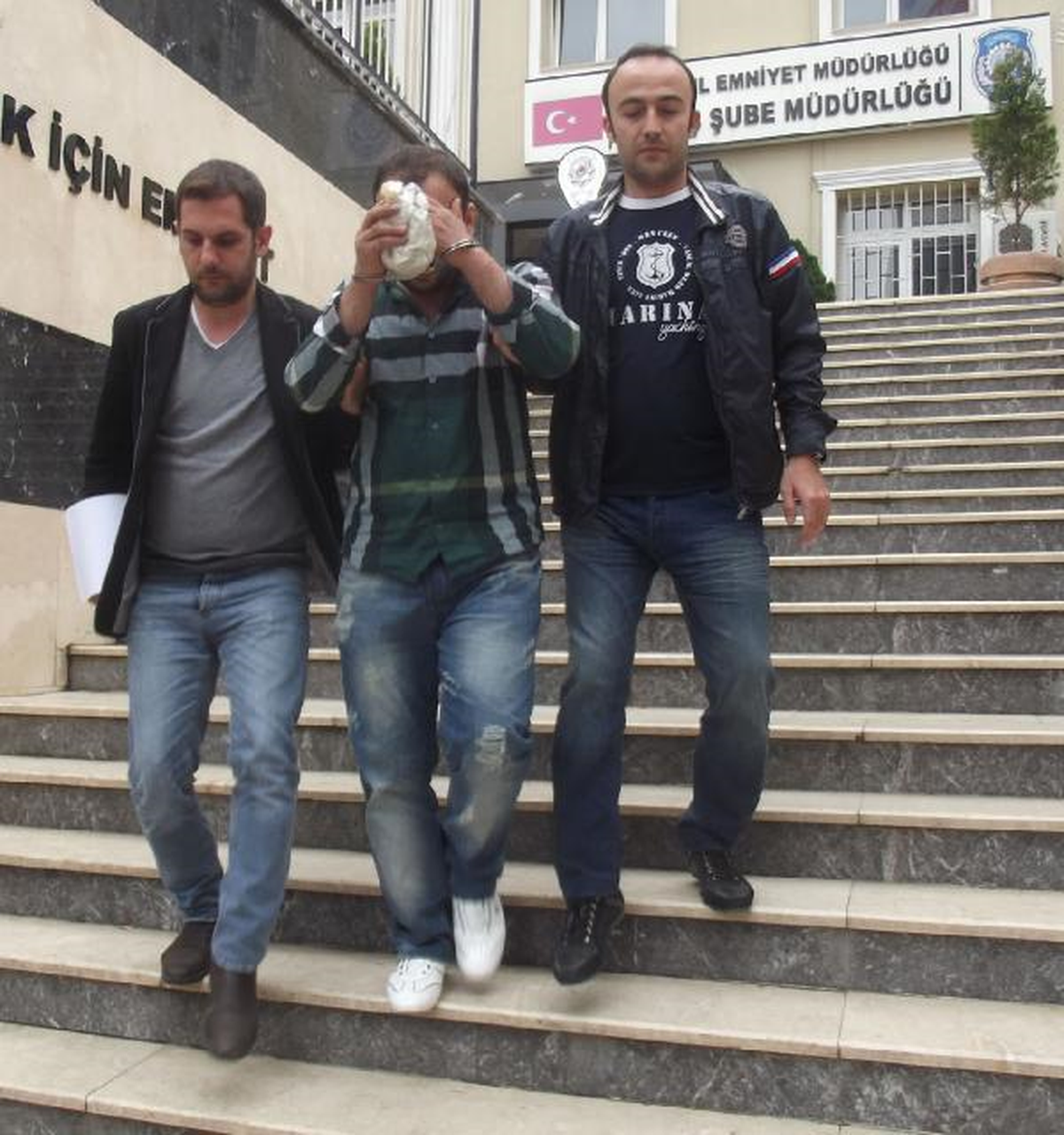 Gemi Adamı Yapacağım Deyip Dolandırmış
