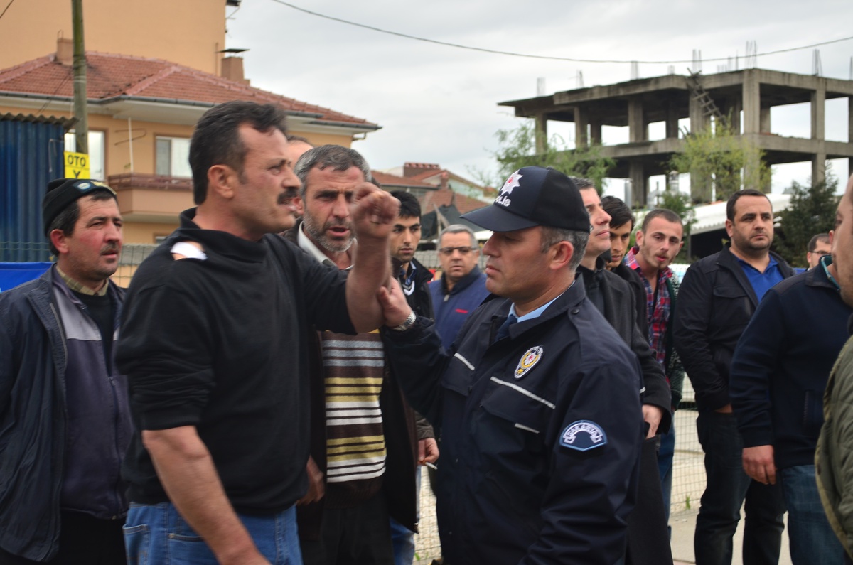 Kaza Yapan Sürücüler Zor Zaptedildi