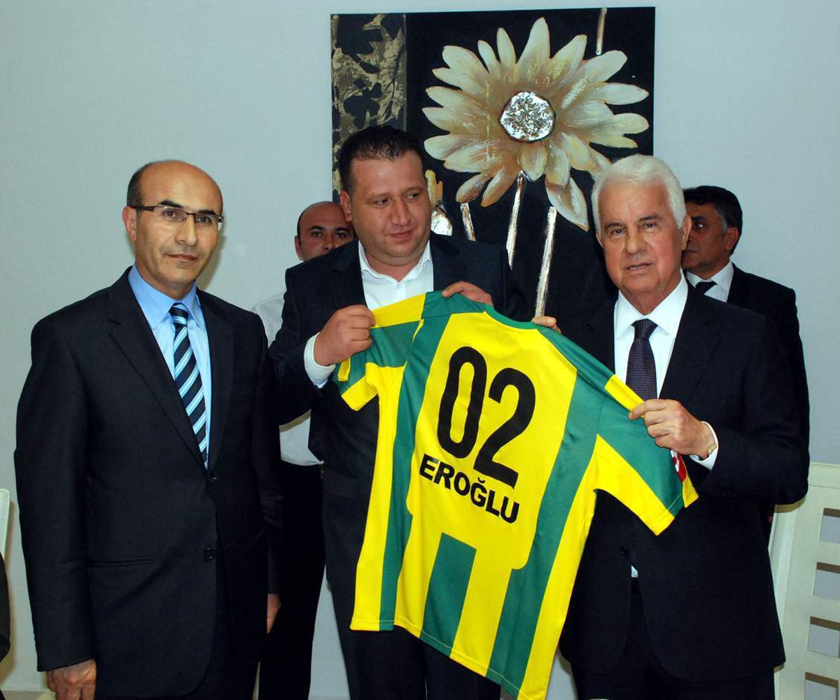 KKTC Cumhurbaşkanı Eroğlu Perre Antik Kentini Gezdi