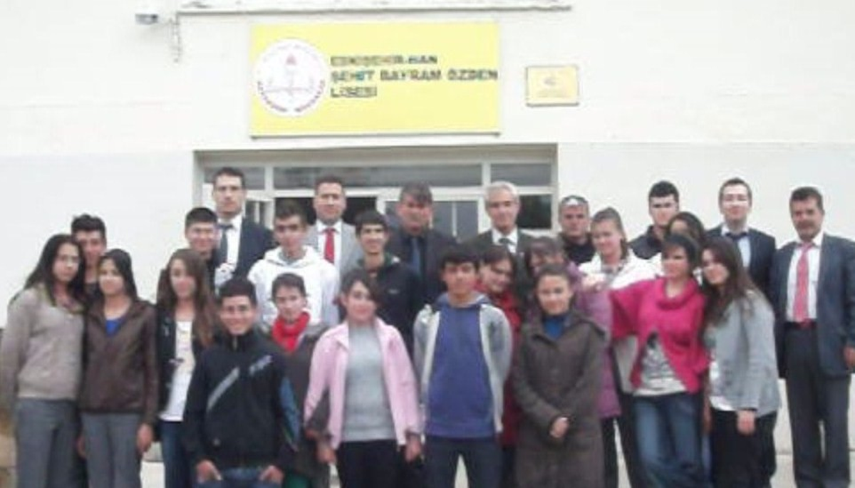 Küçük İlçe Lisesinin Büyük Başarısı