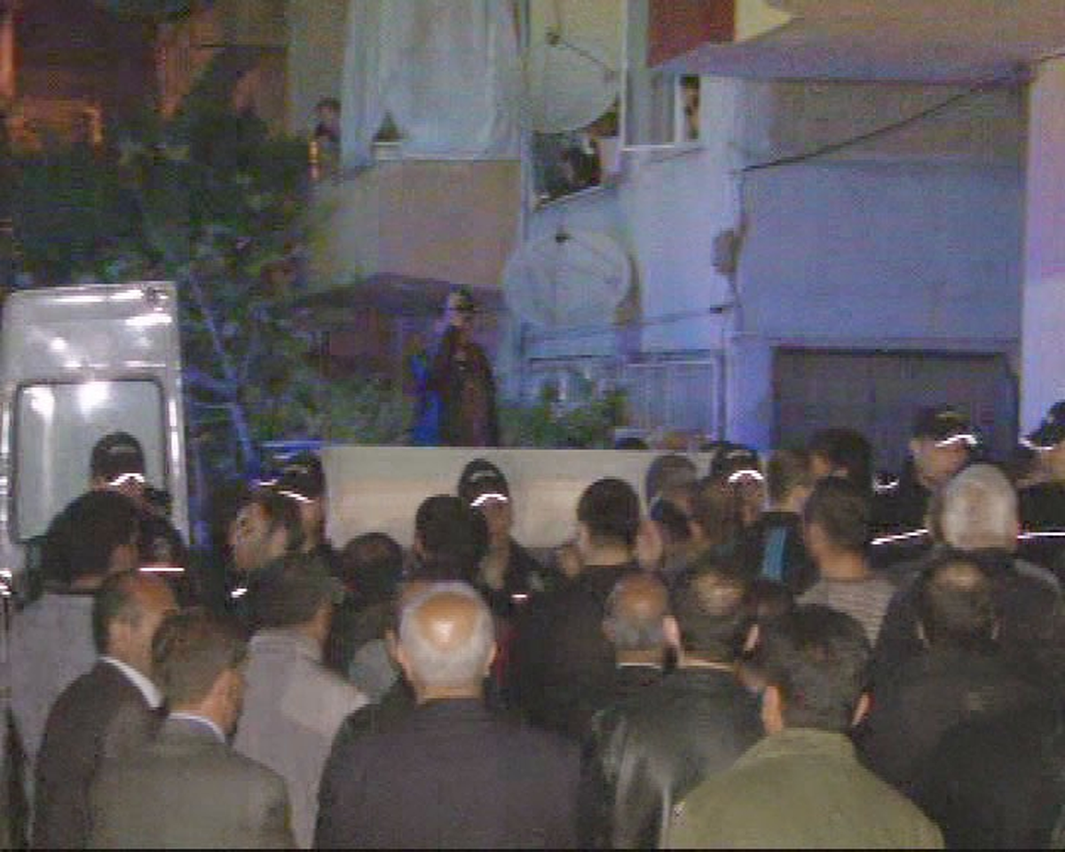 Küçükçekmece\'de Yangın: 6 Ölü