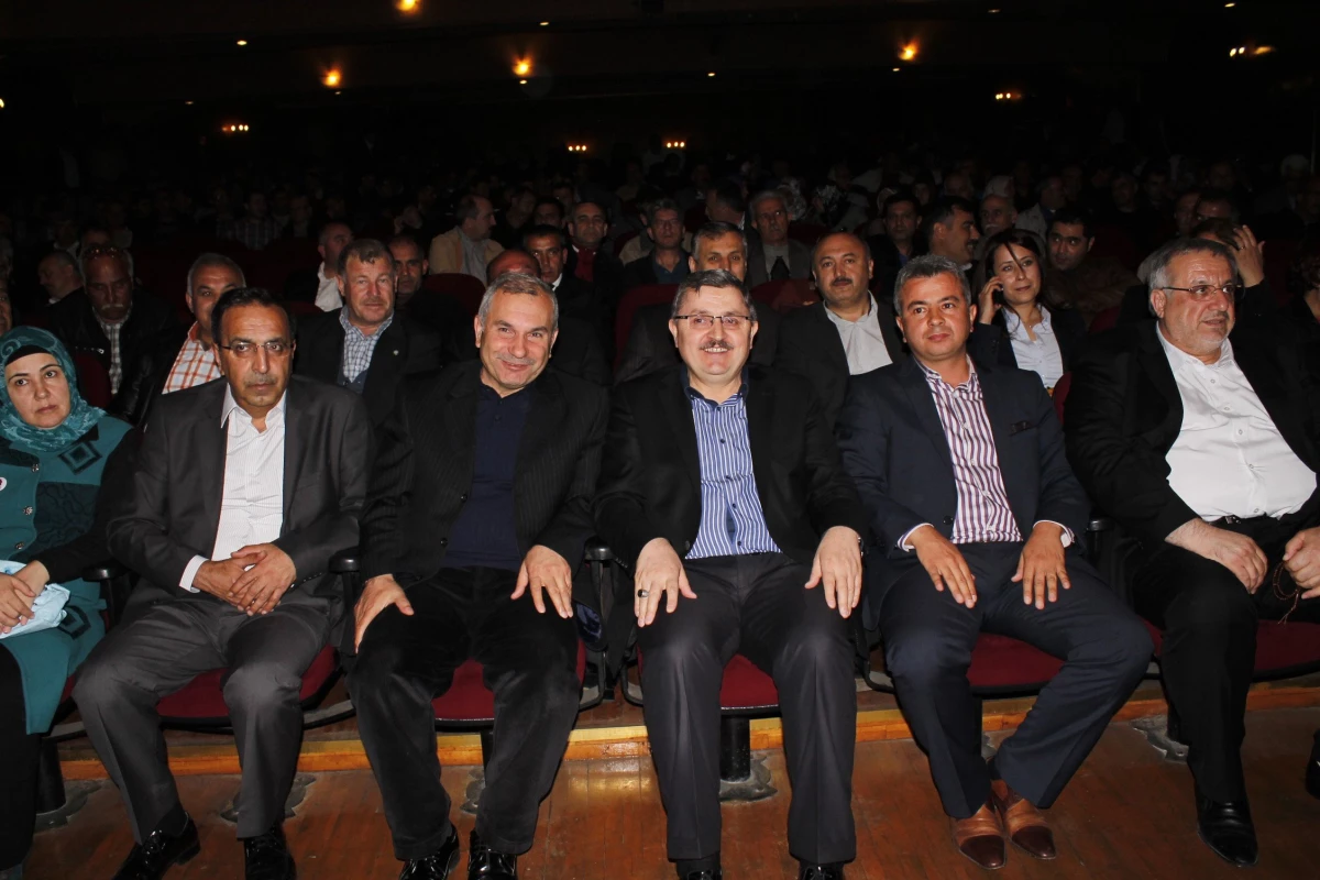 Mersin\'de \'Medeniyet Davamız Demokrasi Mücadelemiz\' Konferansı