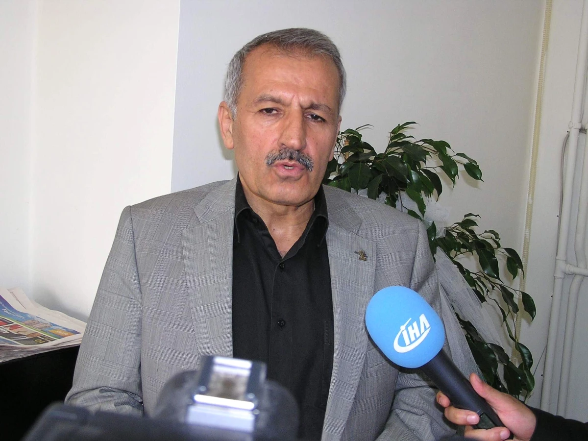 Milletvekili Mustafa Şahin CHP\'ye Yüklendi