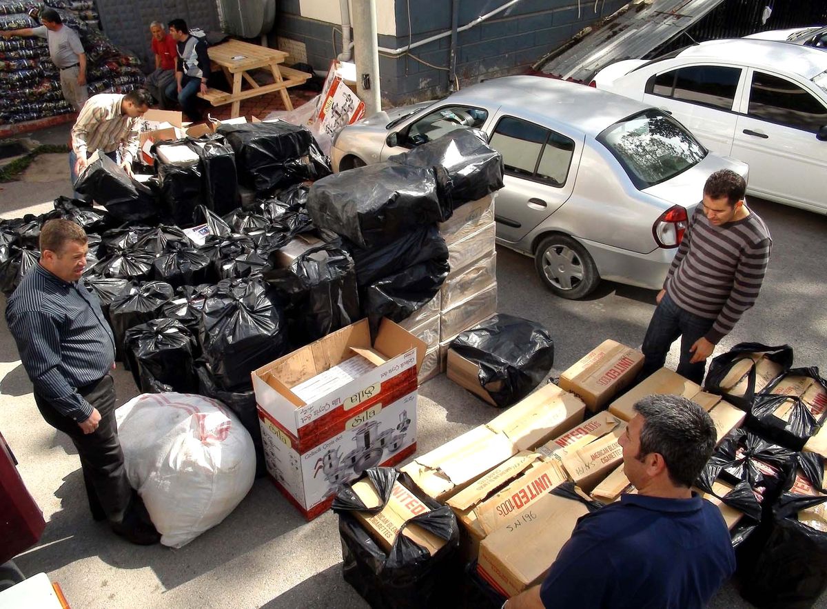 Osmaniye\'de 200 Bin Paket Kaçak Sigara Ele Geçirildi
