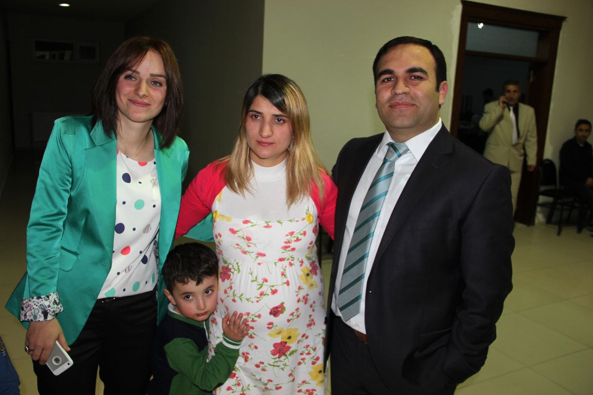 (Özel Haber) Hakkari\'de Tayini Çıkan Savcı Halaylarla Uğurlandı