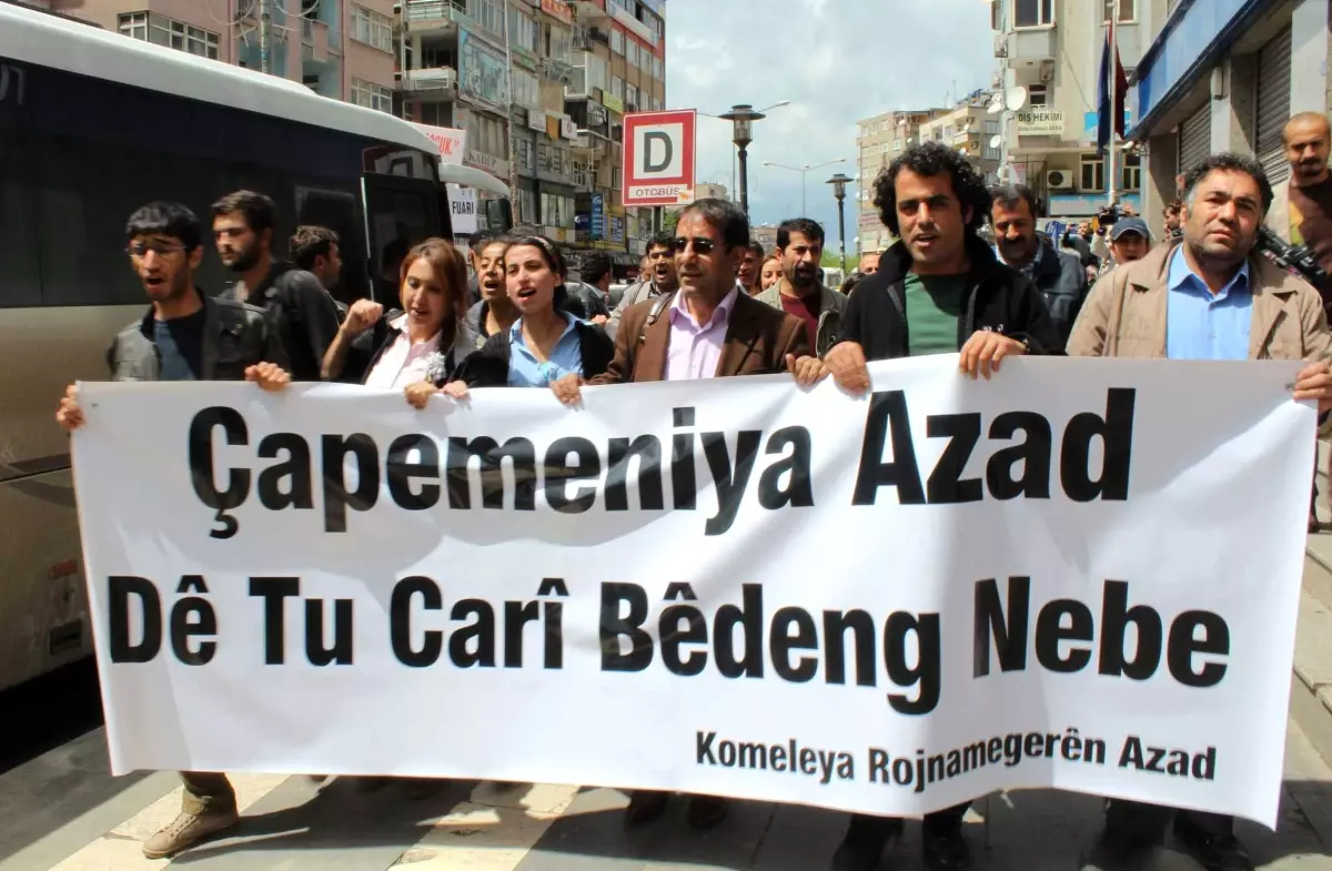 Özgür Gazeteciler Cemiyeti Tutuklu Gazeteciler İçin Yürüdü