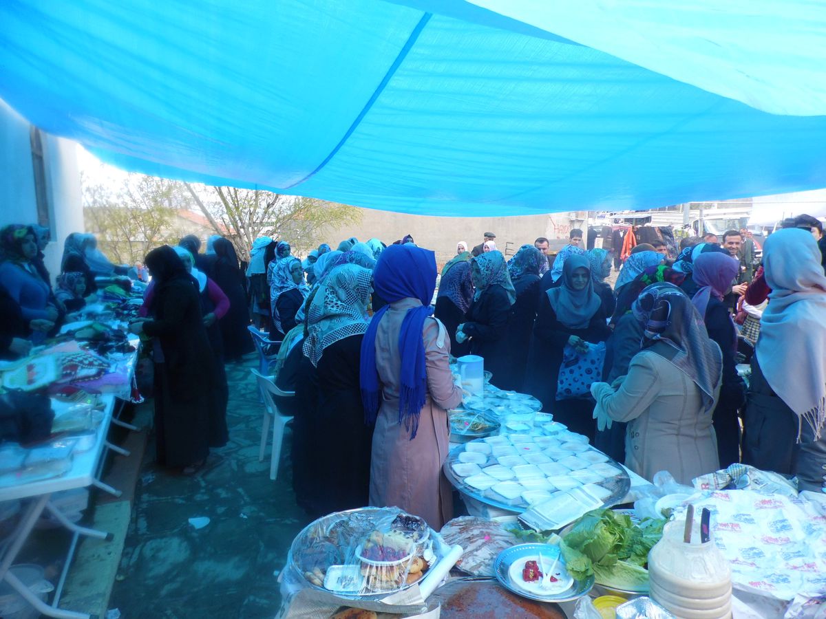 Sincik\'te Kur\'an Kursları Yararına Kermes