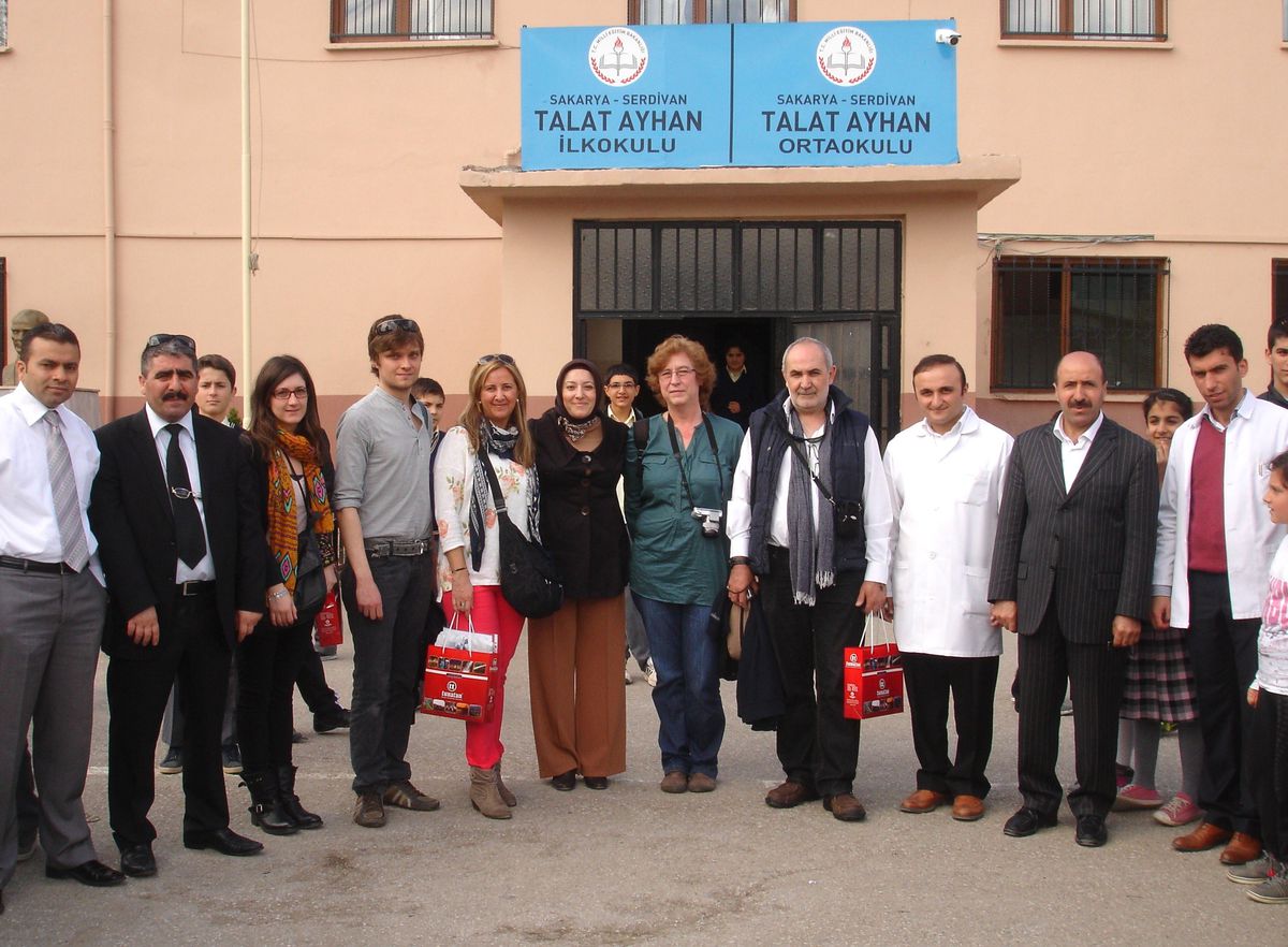 Talat Ayhan İlkokulu ve Ortaokulu İspanya\'dan Misafirlerini Ağırladı