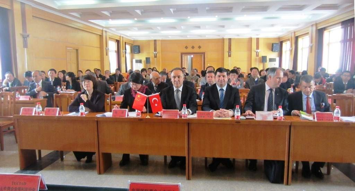 Vali Altıparmak\'ın Çin\'in Shandong Eyaletinde Çalışma Gezileri Devam Ediyor