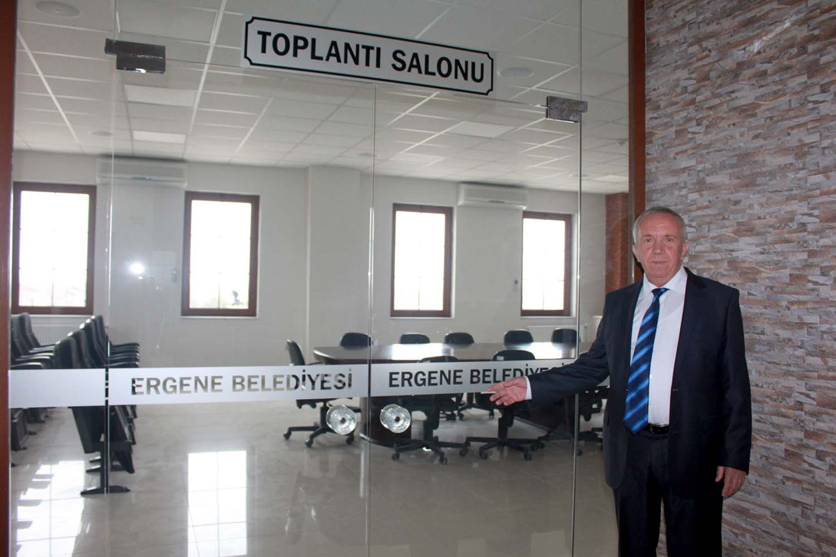 Yeni İlçe Olan Ergene\'de Belediye Binası Marmaracık\'ta Hazır
