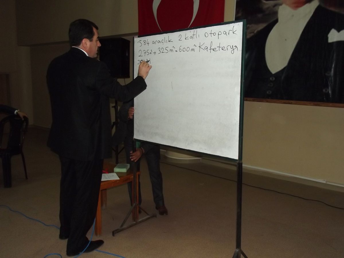 AK Parti\'li Erdem İddialarını Ders Gibi Anlattı