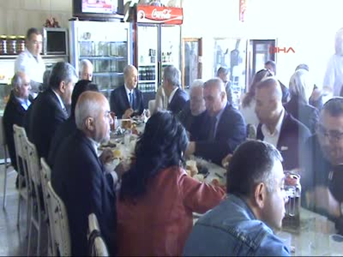 Dönüş Yolunda Köfte Yedi