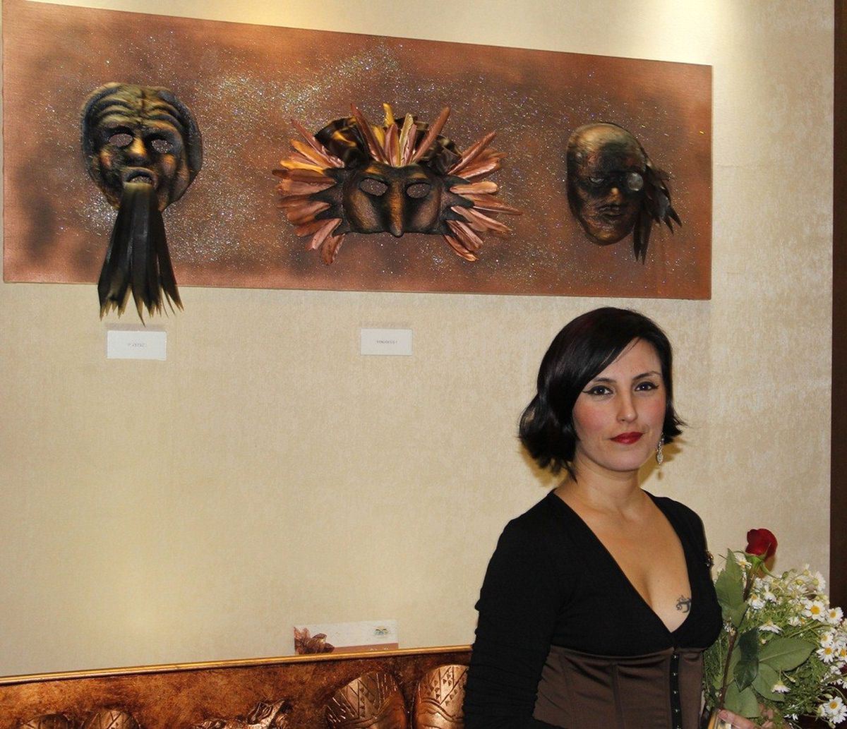 İki Usta Eğitmen Mask Sergilerini Sanat Severlerin Beğenisine Sundular