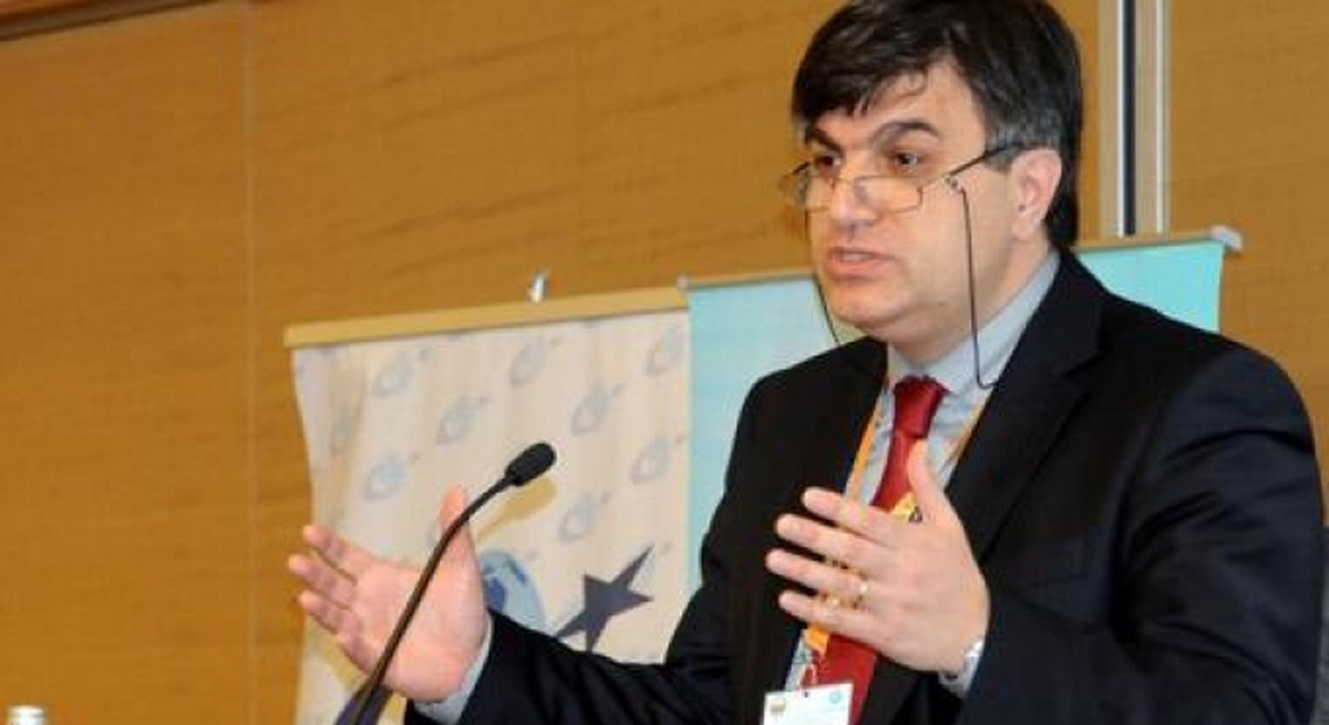 YÖK Başkanı: "Öğrencilere Büyük Görevler Düşüyor"