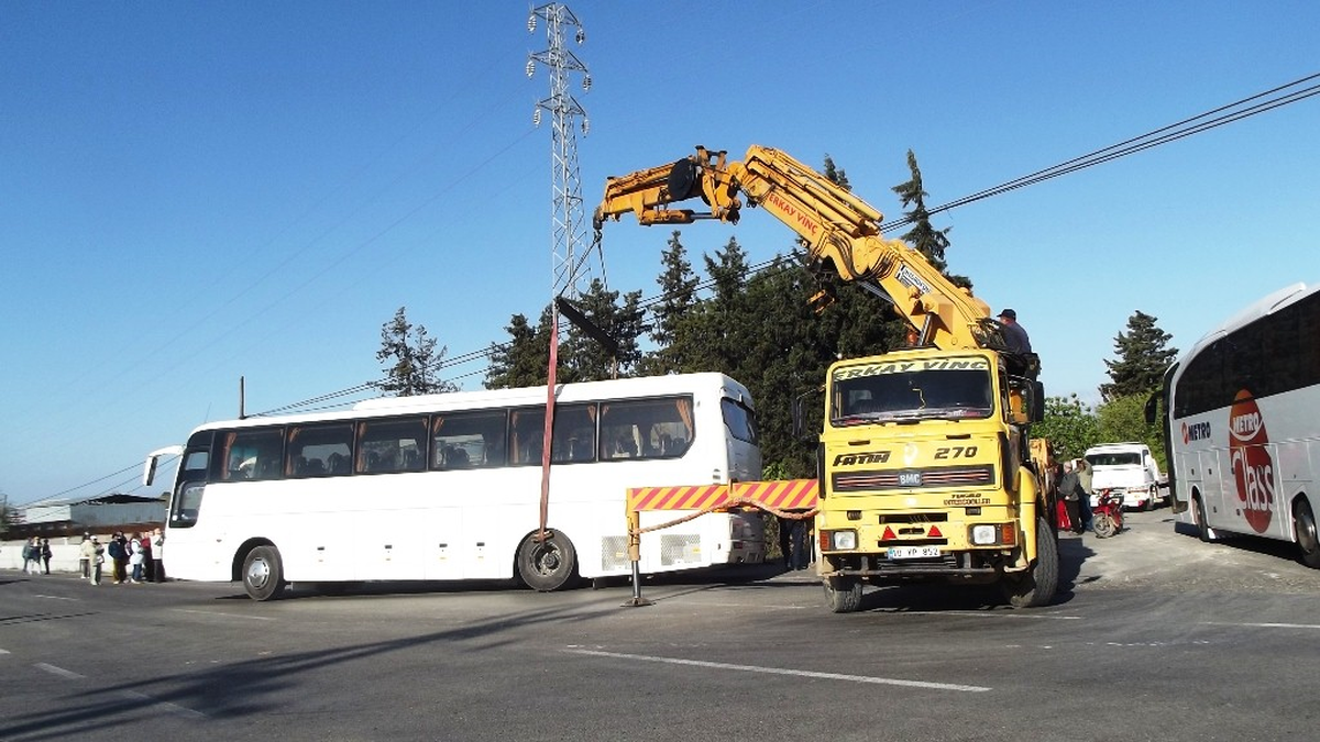 Macar Turistler Ölümden Döndü