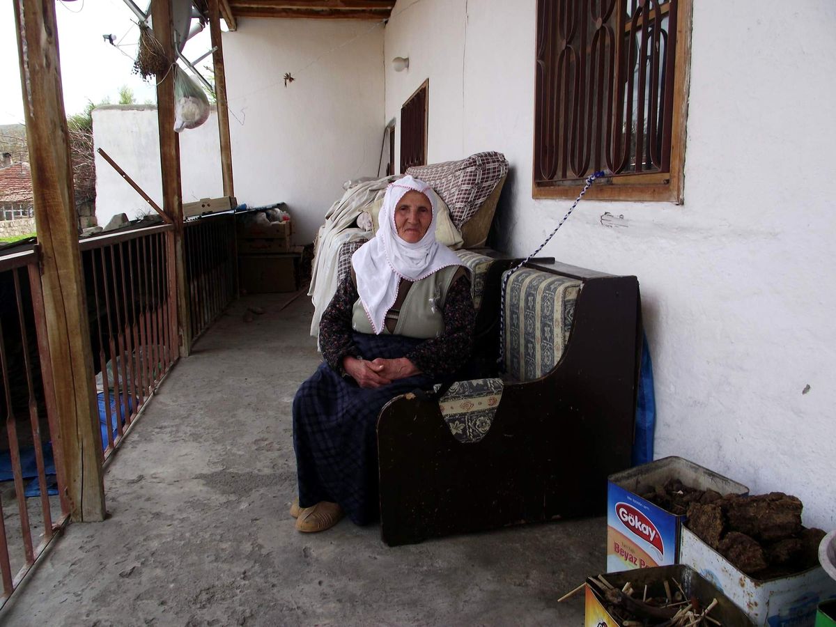 79 Yaşında Kuran-I Kerim Okumayı Öğrendi