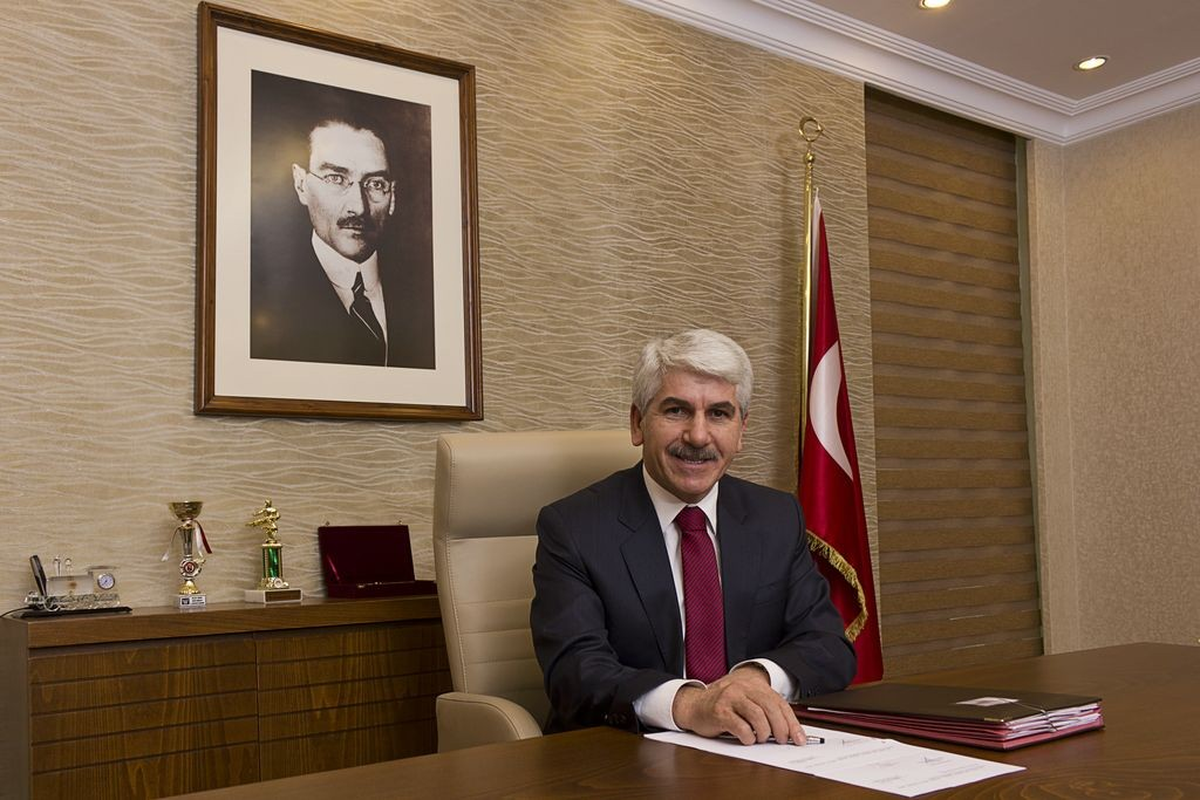 Başkan Sakallı\'dan 23 Nisan Mesajı