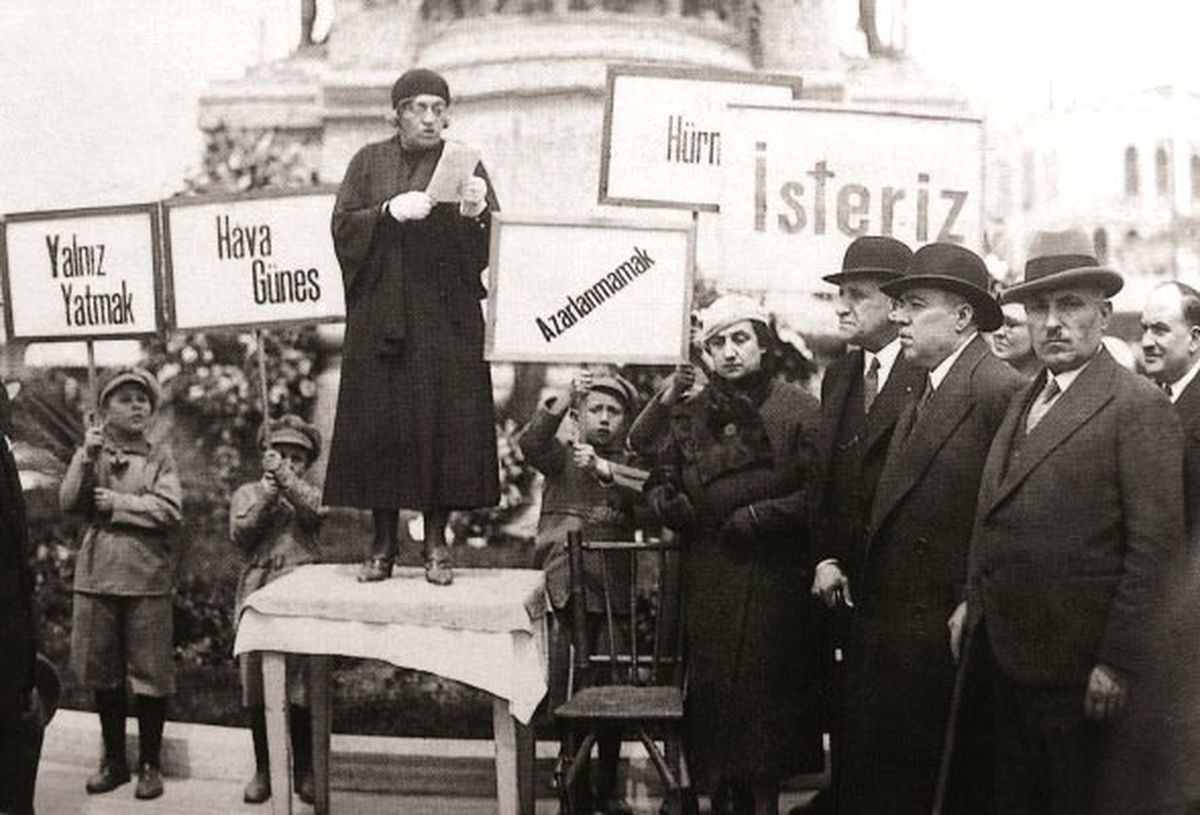 Nakiye Öğretmen Rölyefi Açılıyor