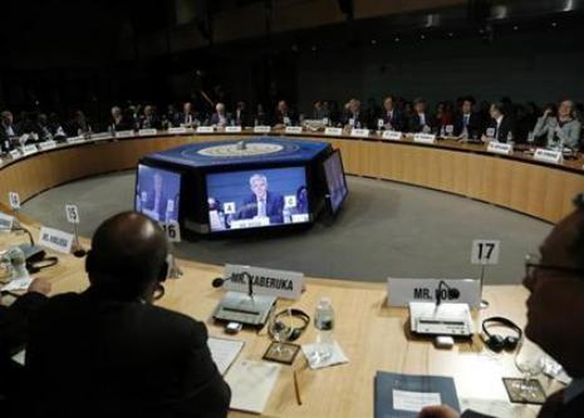 Politik Çelişkiler Ekonomiyi Zor Sokuyor