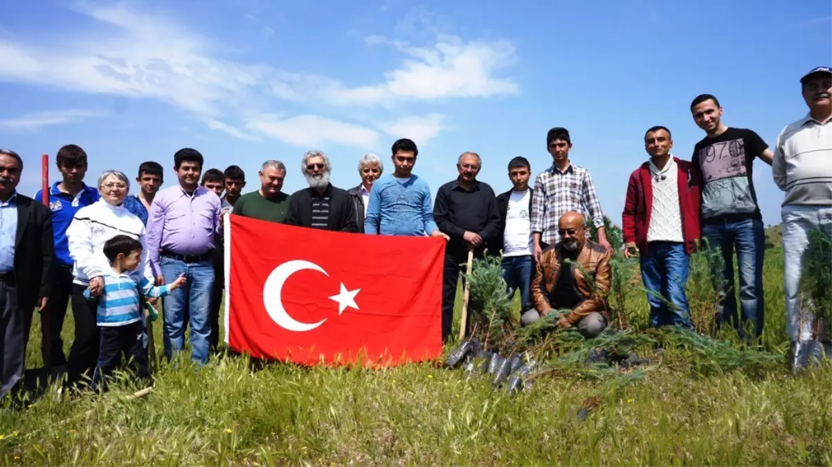 Sarıgöl CHP\'den Hatıra Ormanı